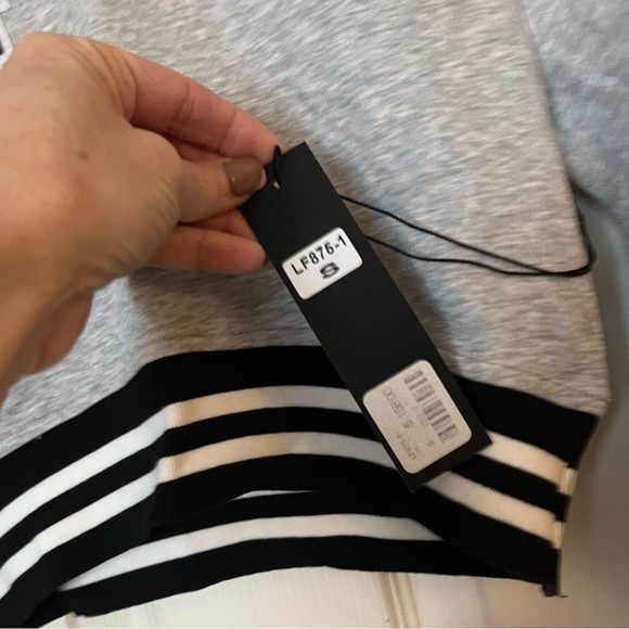 NWT LF the Brand Gray Yellow Varsity Patch Letter LF Cropped Sweatshirt Small - Picture 7 of 9